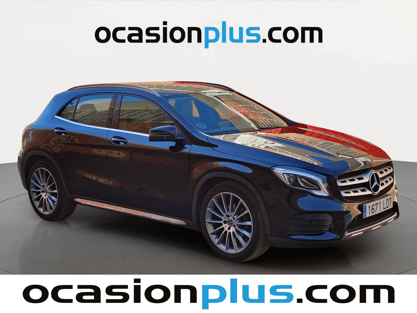 Foto delantera Mercedes GLA Mercedes GLA 200 (156 CV) derecha