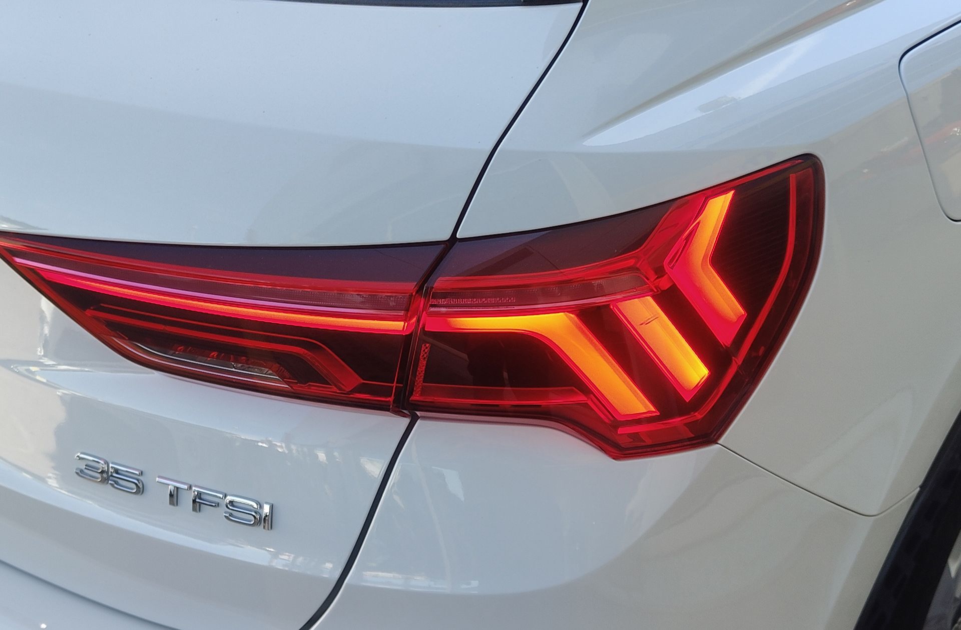Audi Q3 Advanced 35 TFSI - foto 15