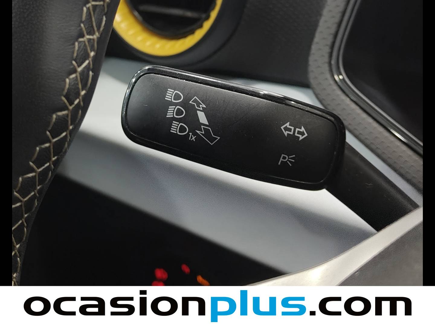 Equipamiento del Seat Arona Seat Arona 1.0 TSI Style Special Edition DSG (115 CV)