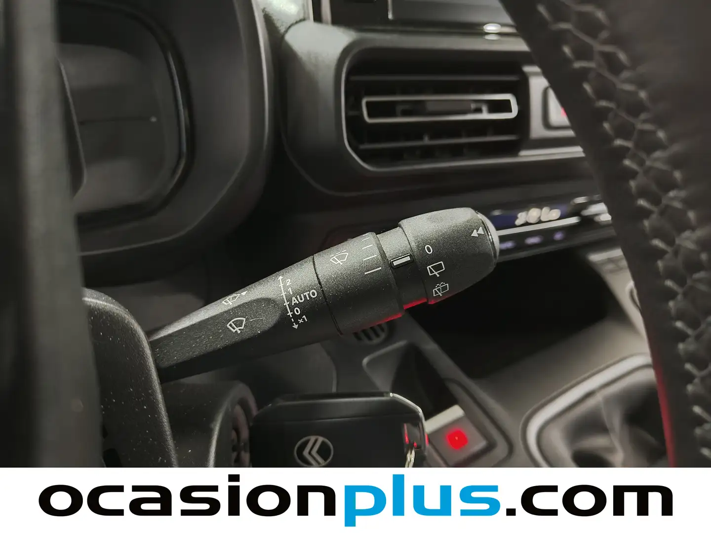 Foto Citroën Berlingo Citroen Berlingo BlueHDi 100 S&S Plus Talla M (102 CV)