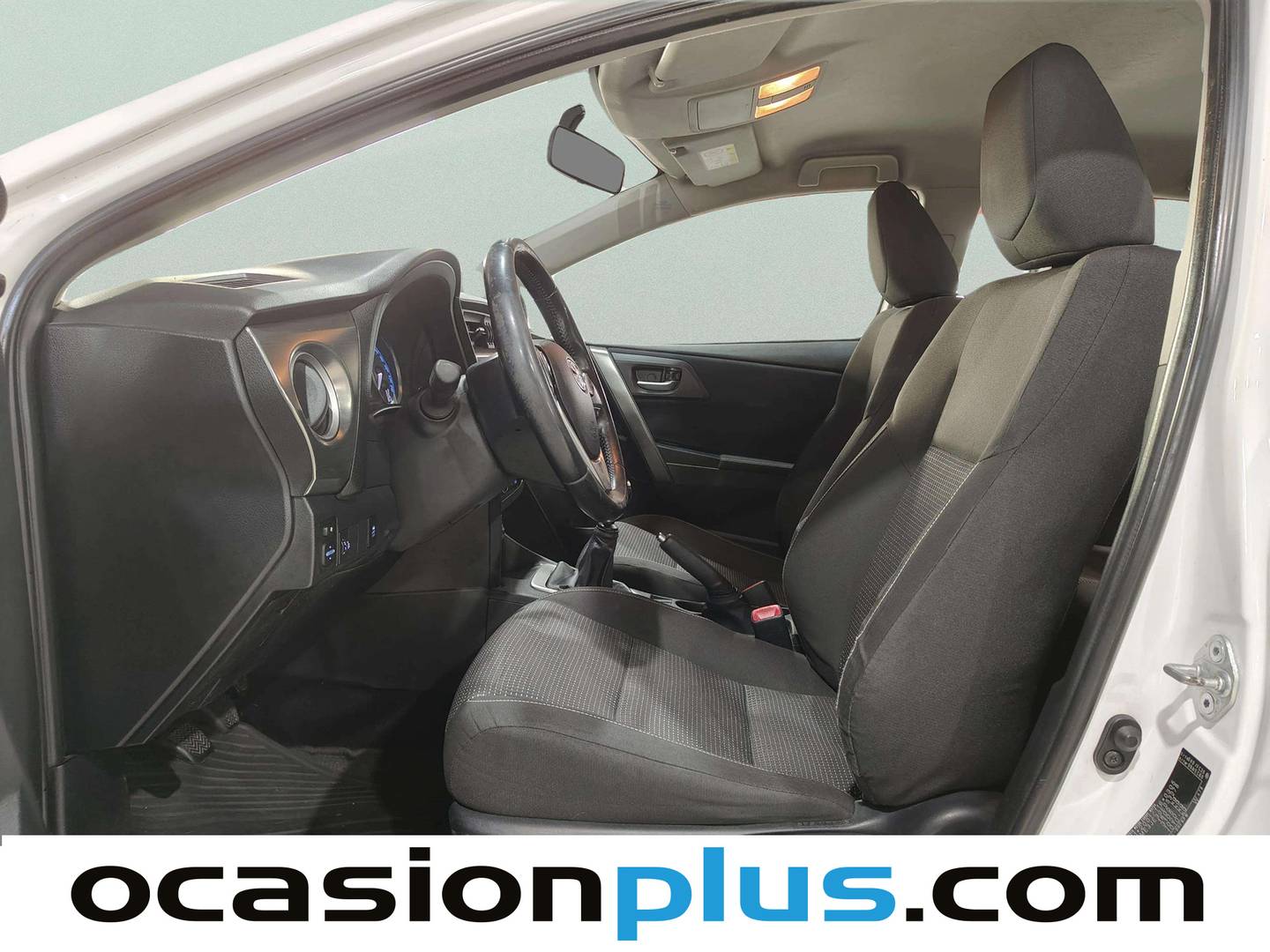 Foto asientos delanteros Toyota Auris Toyota Auris 130 Active (132 CV)
