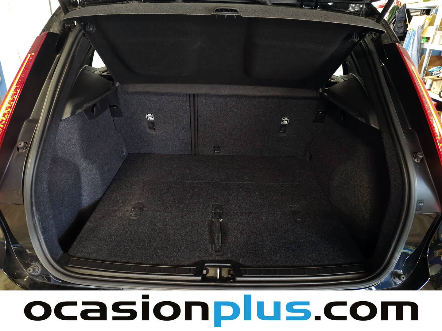 Volvo XC40 Volvo XC40 T3 (156 CV) 2019