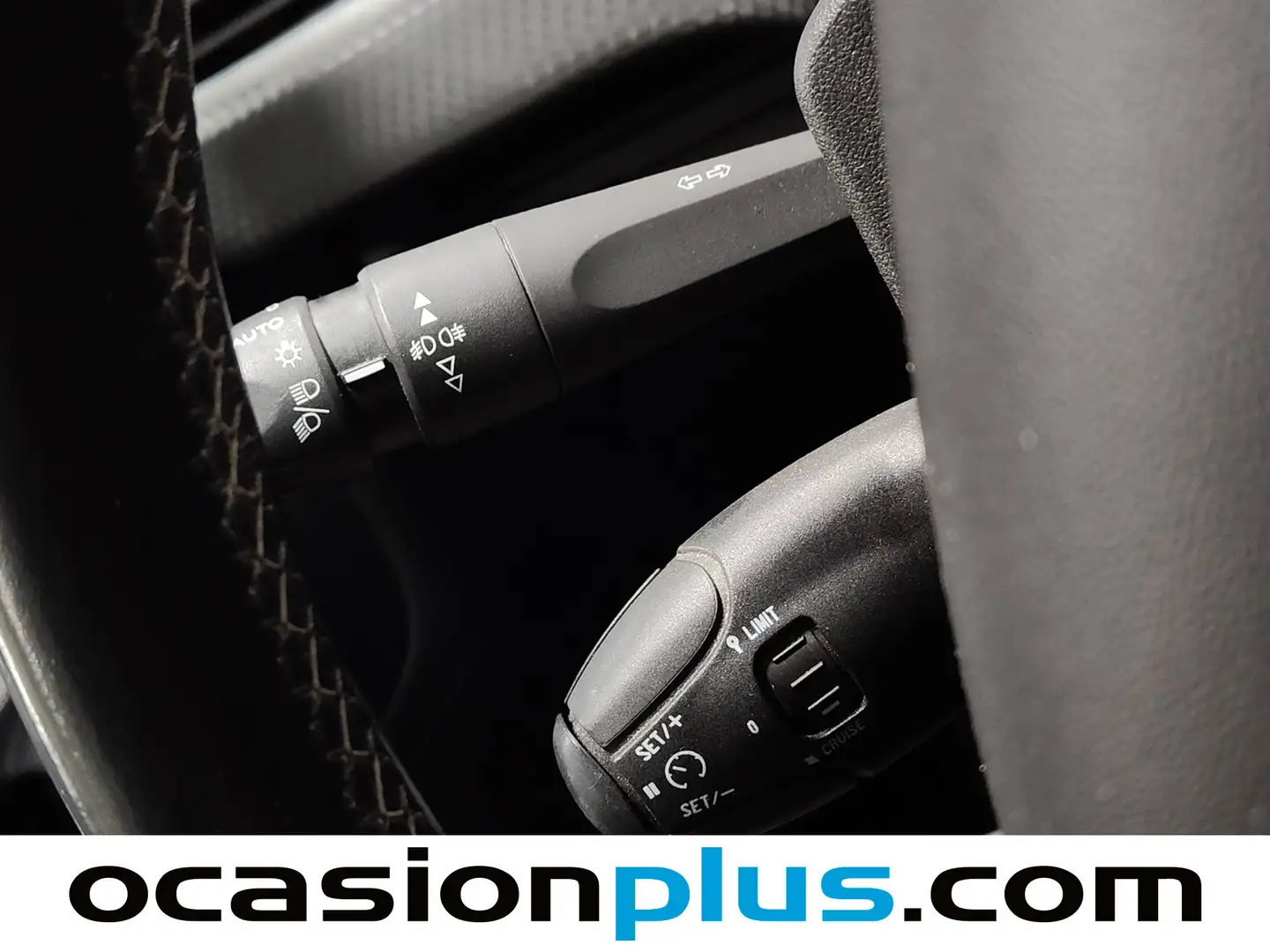 Foto Peugeot 2008 Peugeot 2008 PureTech 130 S&S Allure (130 CV)