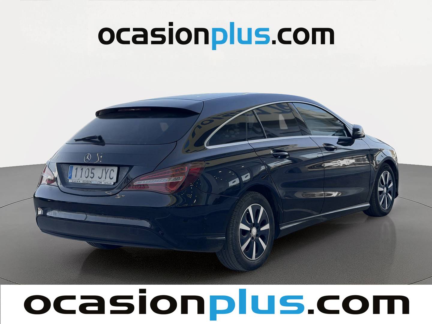 Foto trasera Mercedes CLA Mercedes-Benz CLA Shooting Brake 180 (122 CV) derecha