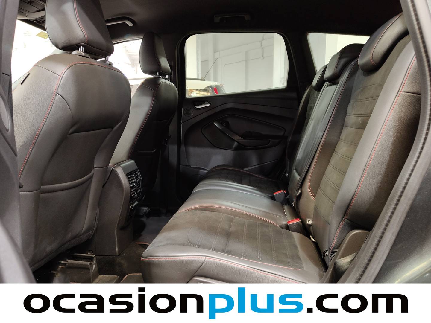 Foto asientos traseros Ford Kuga Ford Kuga 2.0 TDCI ST-Line 4x2 (150 CV)