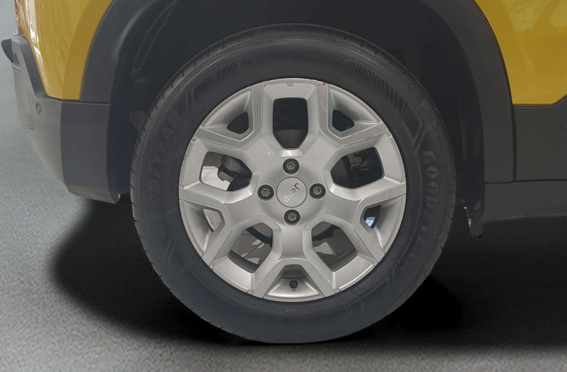 Jeep Avenger 1.2 eHybrid Altitude - foto 36