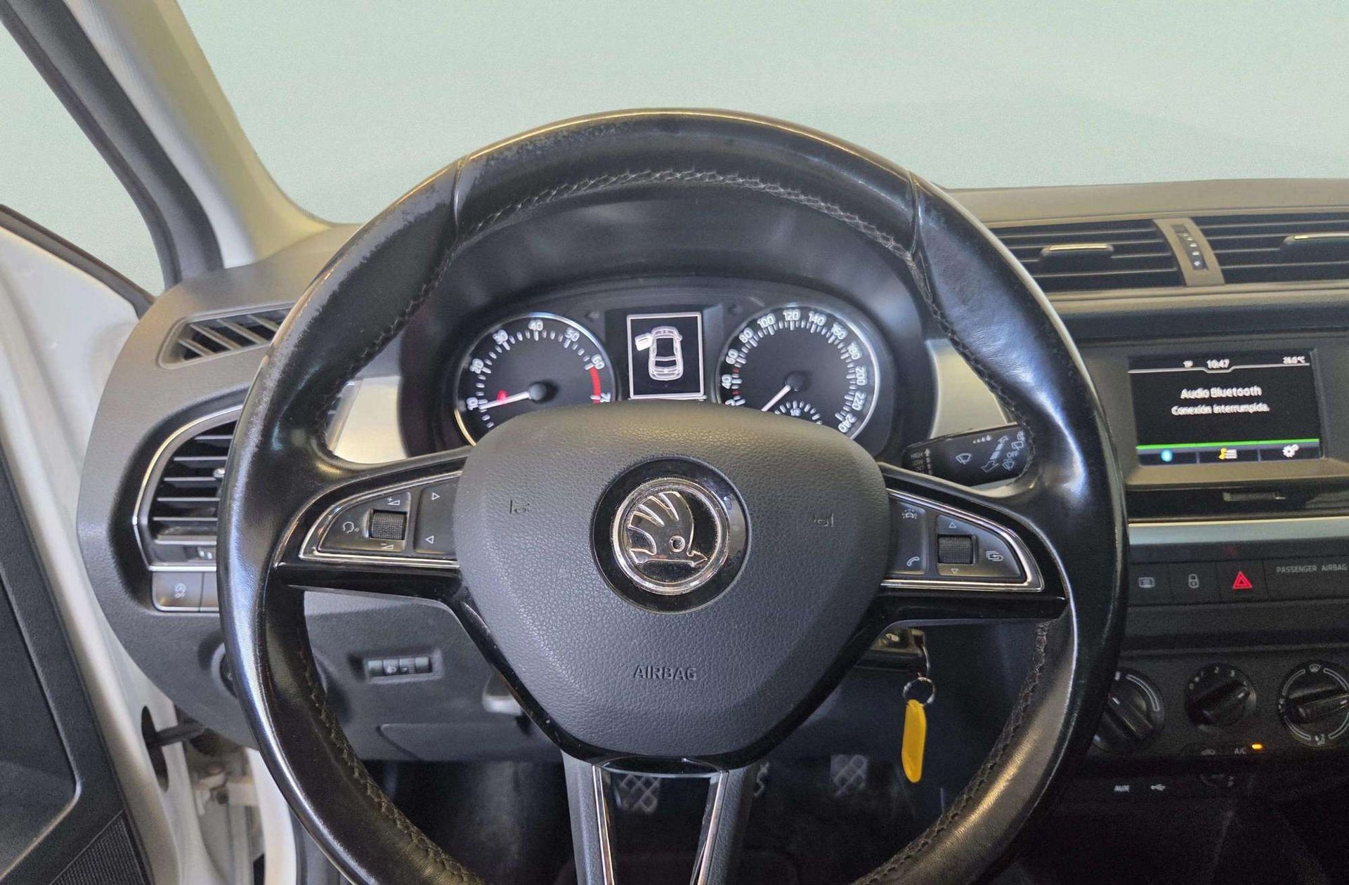 Škoda Fabia 1.0 MPI Like - foto 19