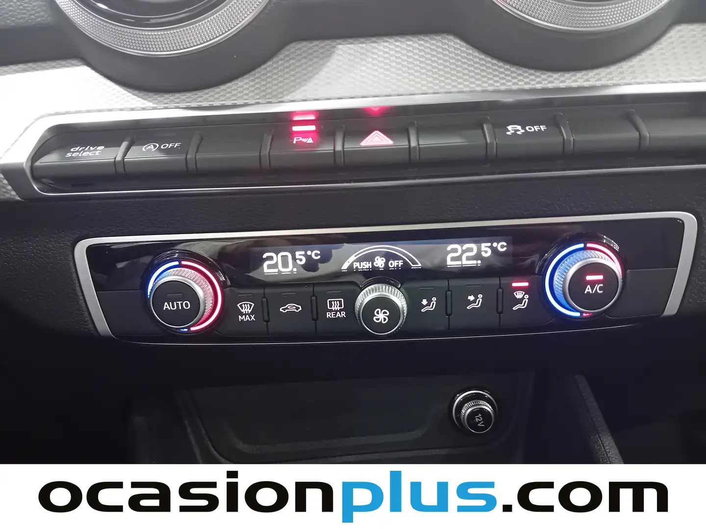 Foto Audi Q2 Audi Q2 S line 35 TFSI (150 CV) S tronic Pack S-Line