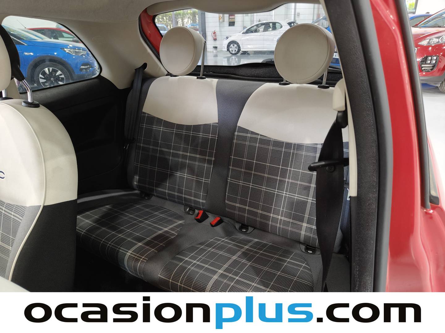 Foto asientos traseros Fiat 500 Fiat 500 1.0 6v GSE Lounge (70 CV)