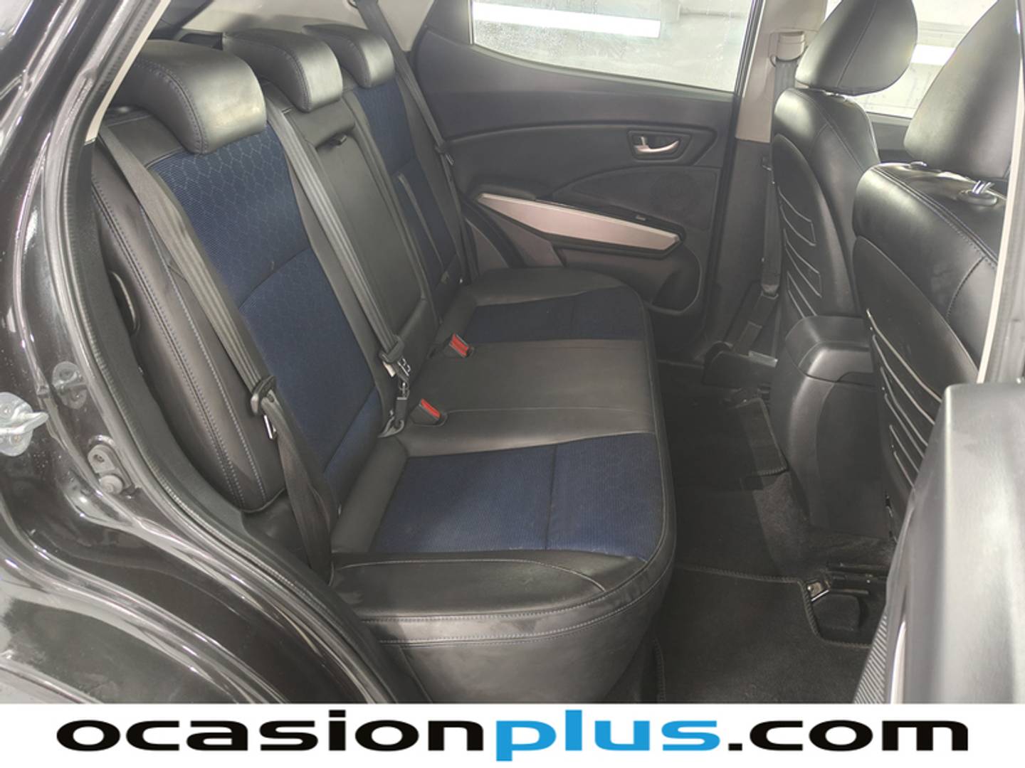 Foto SsangYong Tivoli Ssangyong Tivoli G16 Limited 4x2 (128 CV)