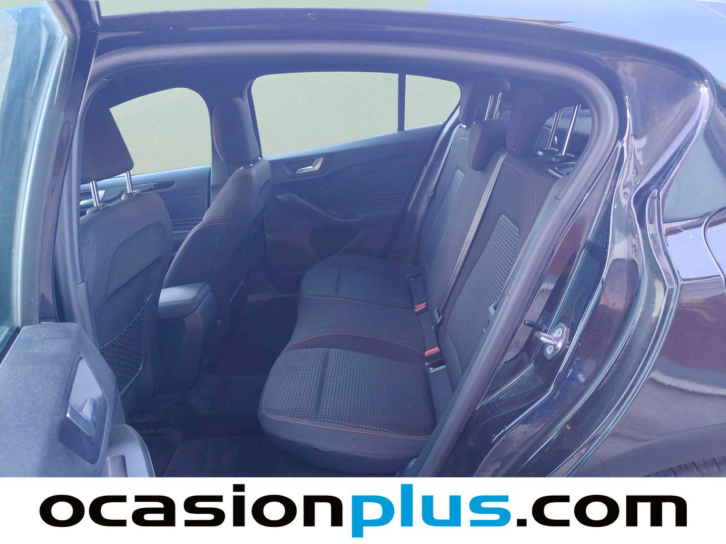 Foto asientos traseros Ford Focus Ford Focus 1.0 Ecoboost MHEV ST-Line (125 CV)