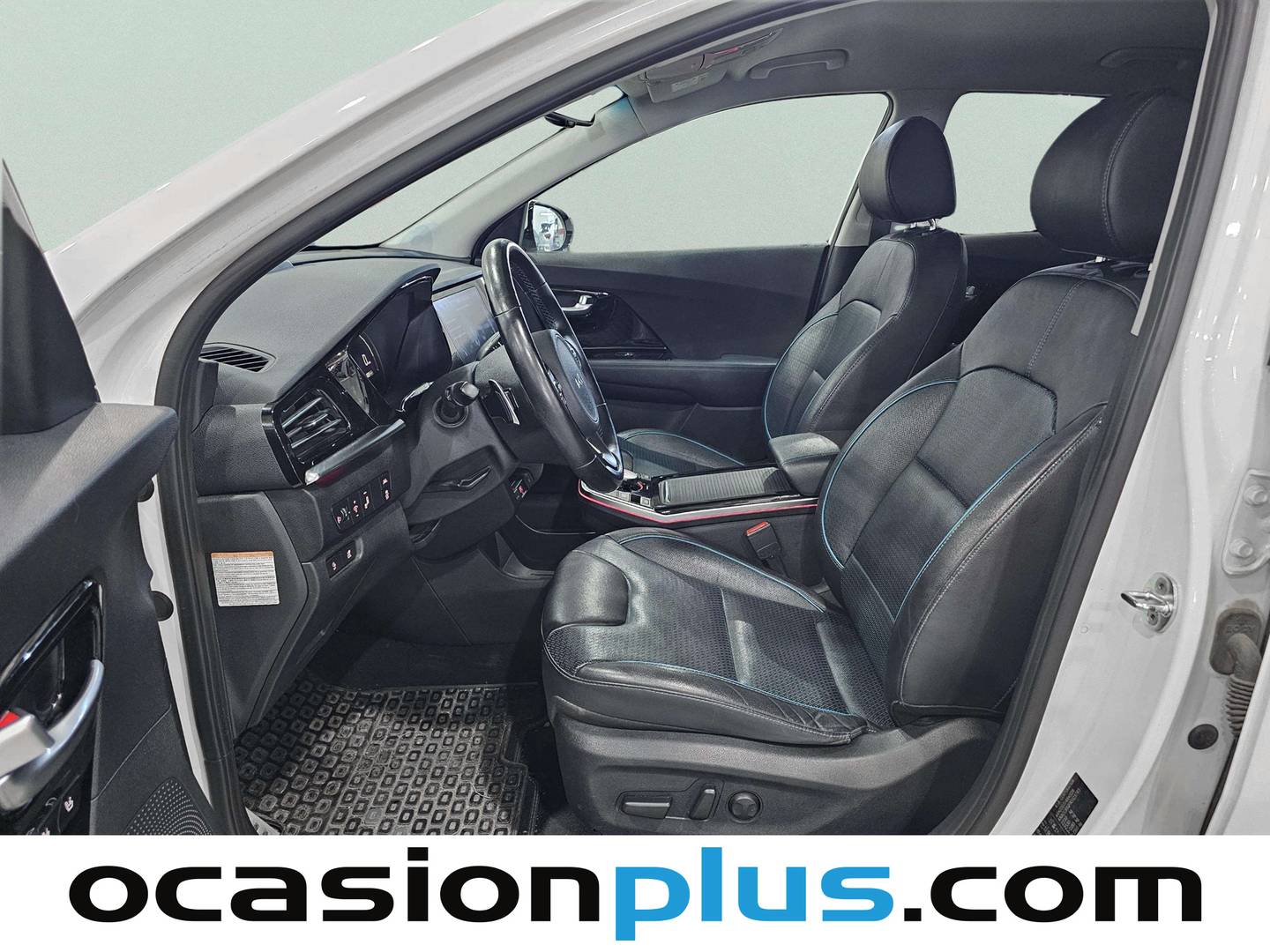 Foto asientos delanteros KIA e-Niro KIA e-Niro Emotion (Long Range) (204 CV)
