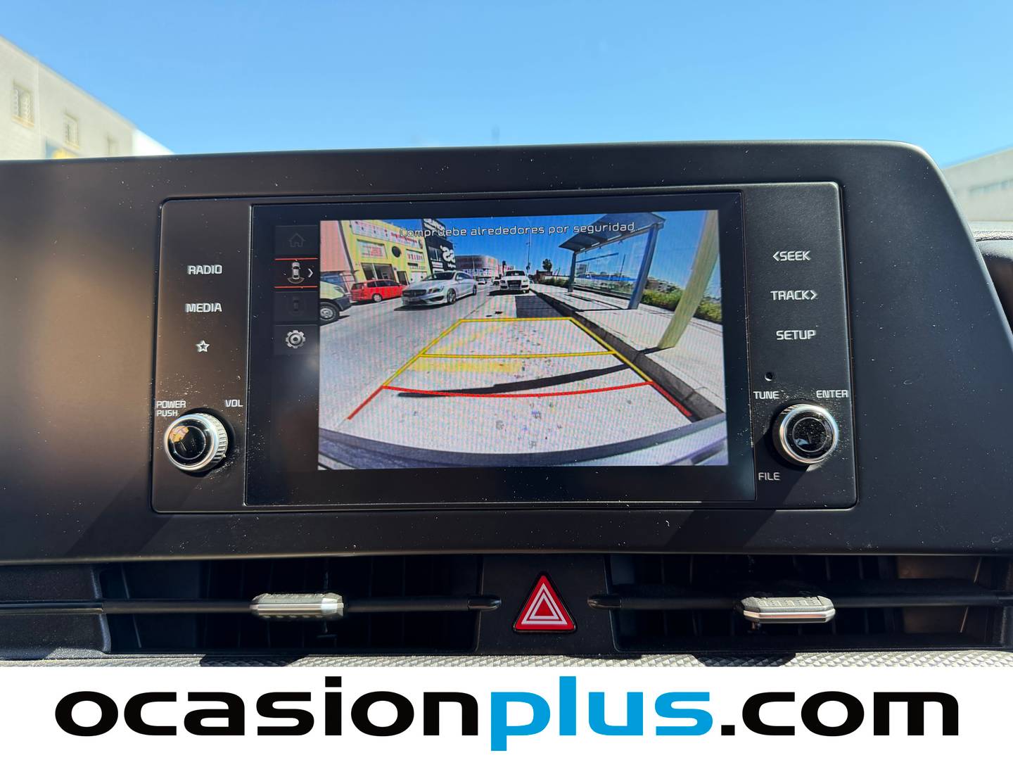 Extras y acabados del KIA Sportage Kia Sportage 1.6 T-GDi Concept 4X2 (150 CV)