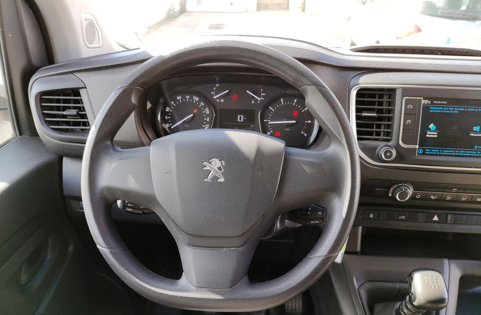 Peugeot Expert Furgon BlueHDi 100 Standard - foto 19