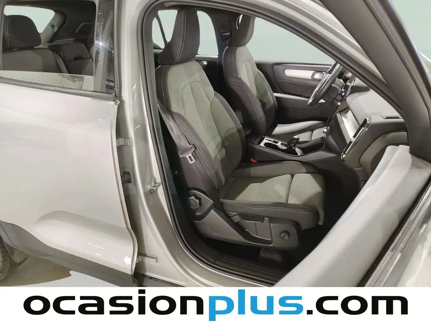 Foto Volvo XC40 Volvo XC40 T2 Core Auto (129 CV)