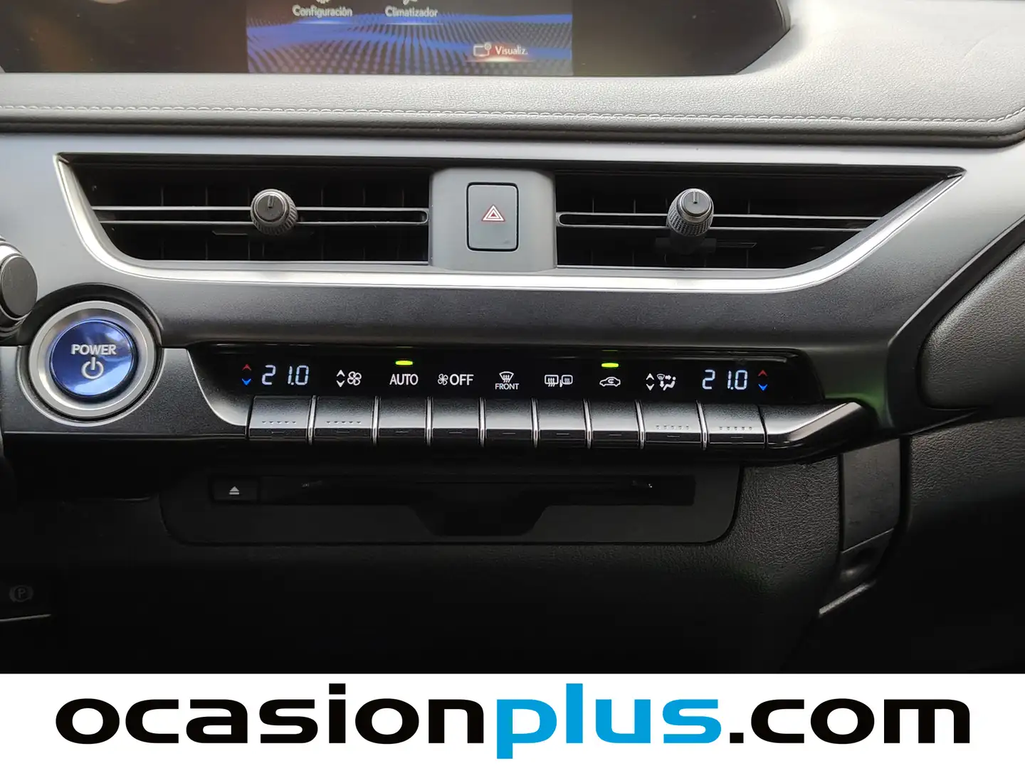 Foto Lexus UX Lexus UX 250h Business 2WD (184 CV)