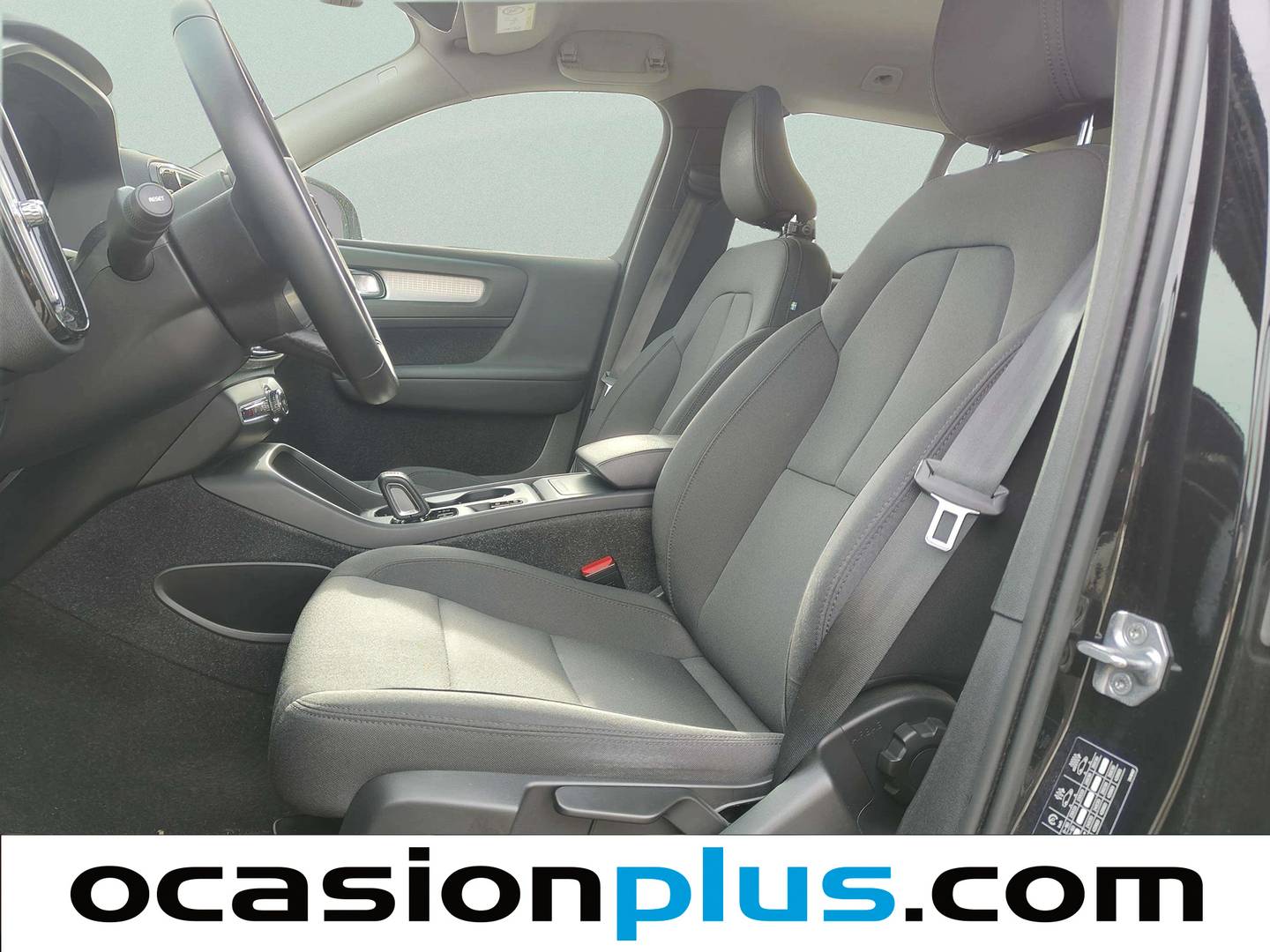 Foto asientos delanteros Volvo XC40 Volvo XC40 T3 Momentum Pro Auto (163 CV)