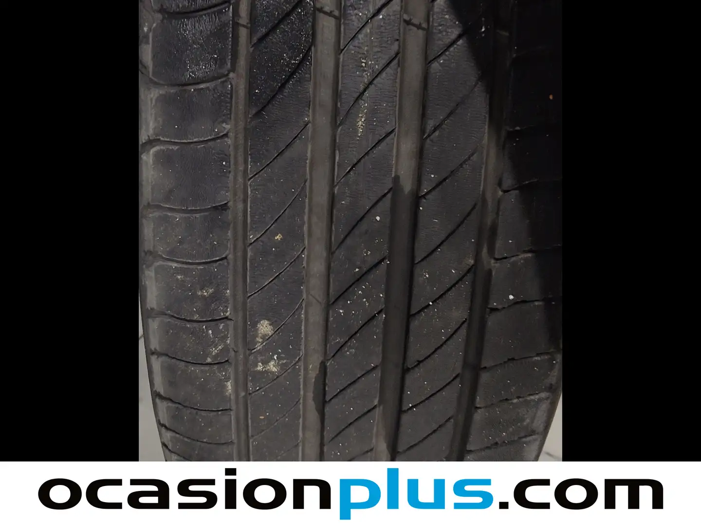 Foto KIA Stonic Kia Stonic 1.0 T-GDi MHEV Concept  (100 CV)