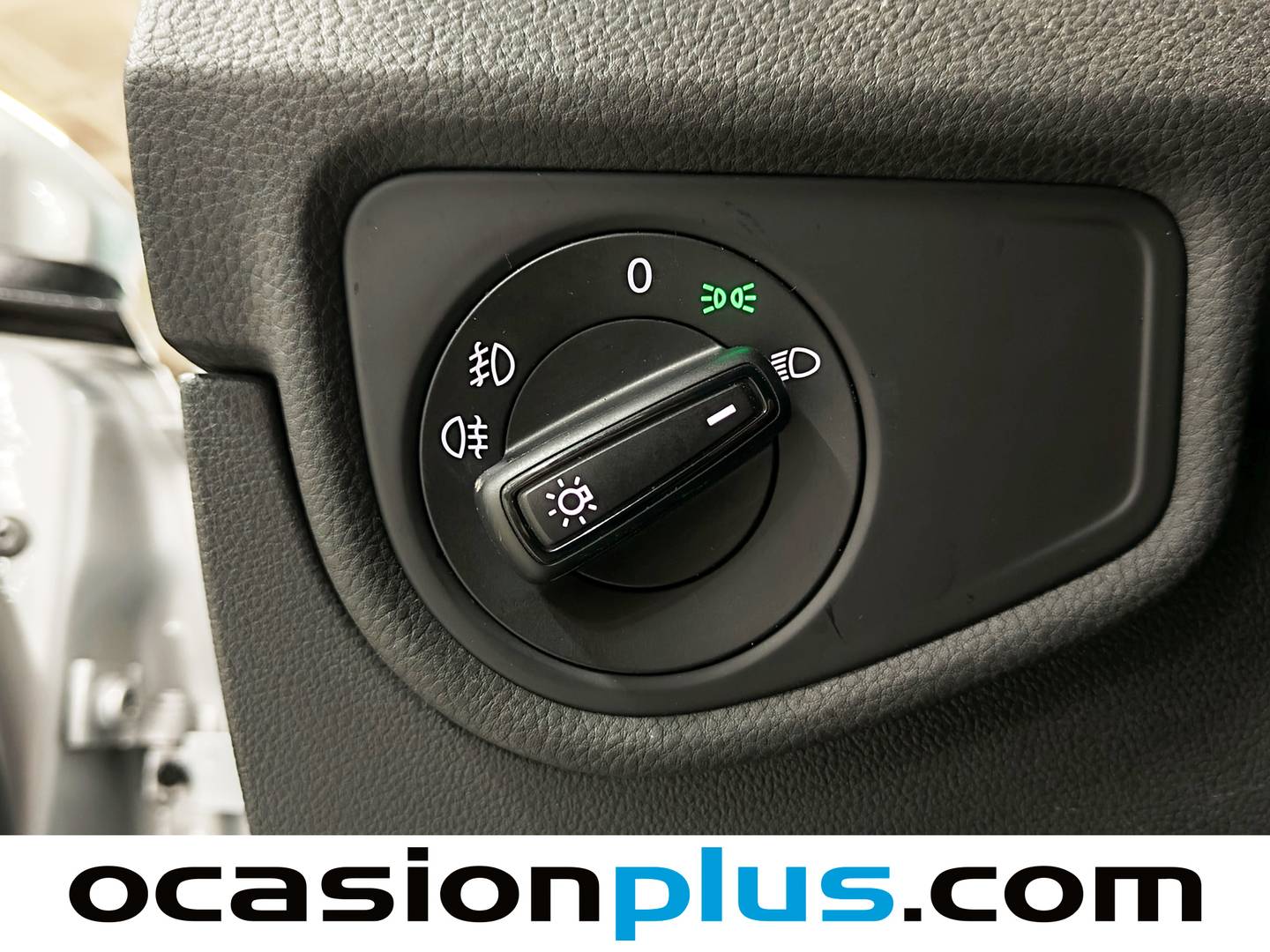 Foto Volkswagen Touran Volkswagen Touran Business & Navi 1.5 TSI (150 CV) DSG