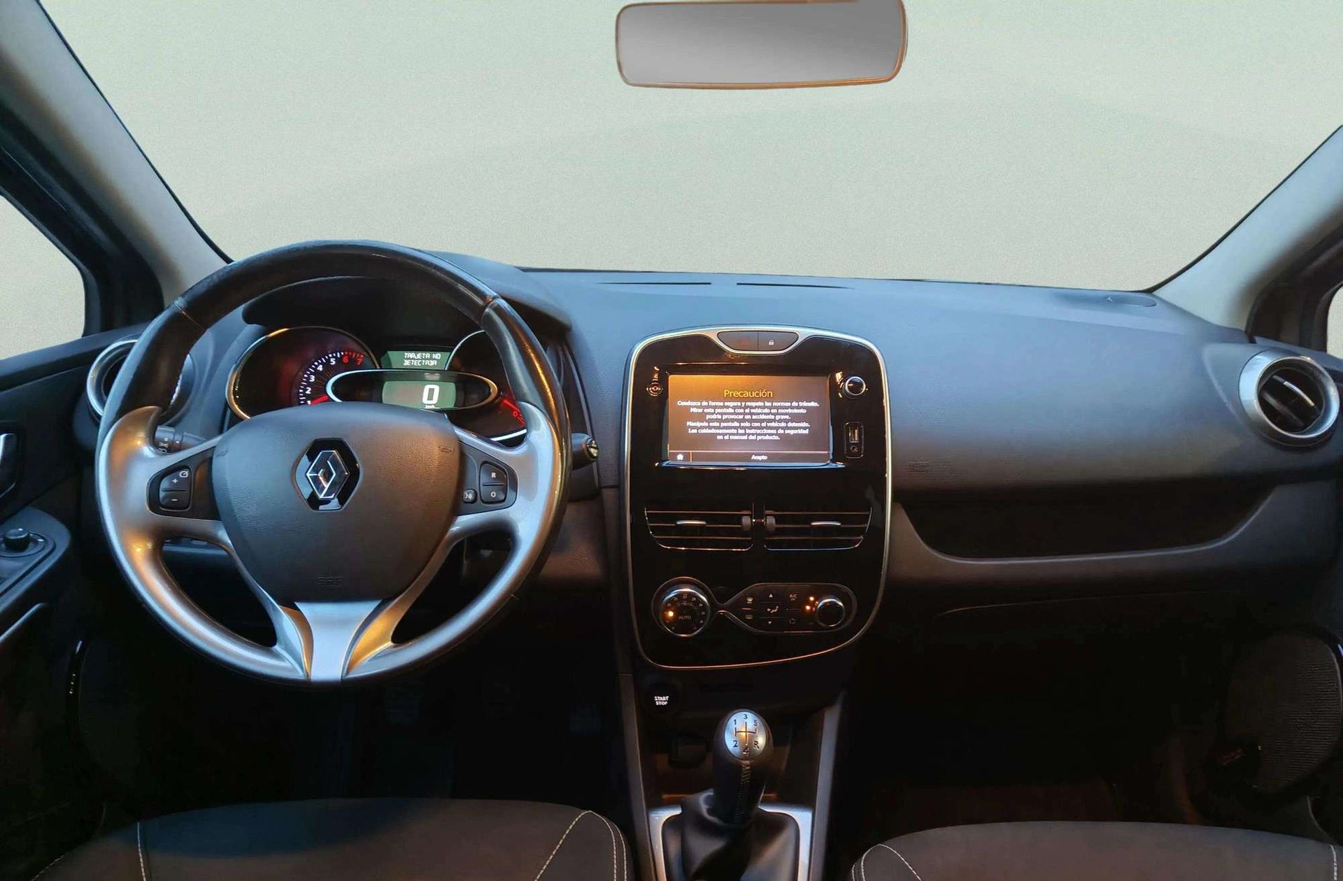 Renault Clio Limited 1.2 - foto 6