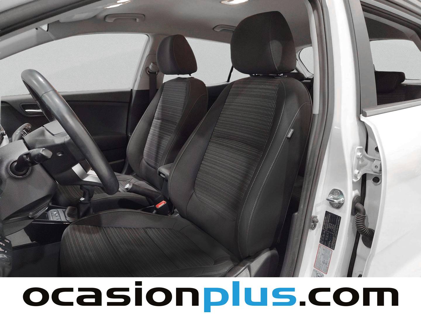 Foto asientos delanteros KIA Stonic Kia Stonic 1.0 T-GDi MHEV Drive iMT (120 CV)