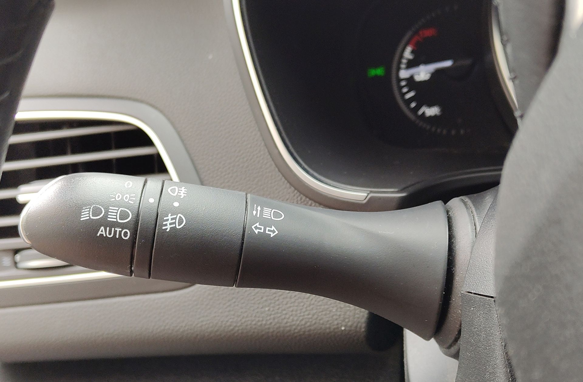 Renault Mégane Limited TCe - foto 24