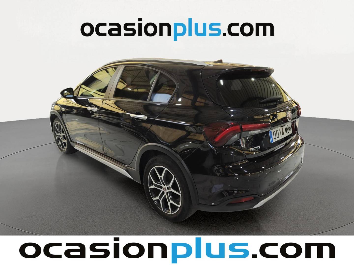 Foto delantera Fiat Tipo Fiat Tipo 1.0 Cross (100 CV) derecha