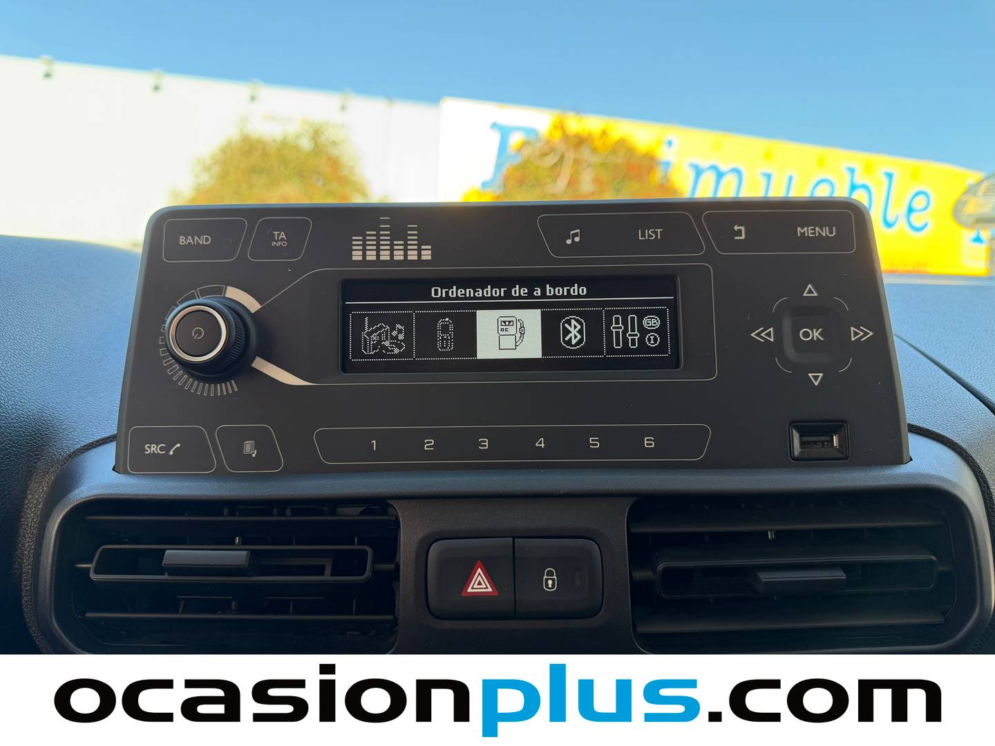 Equipamiento del Citroën Berlingo Citroën Berlingo Furgon BlueHDi 100 Talla M Control (102 CV)