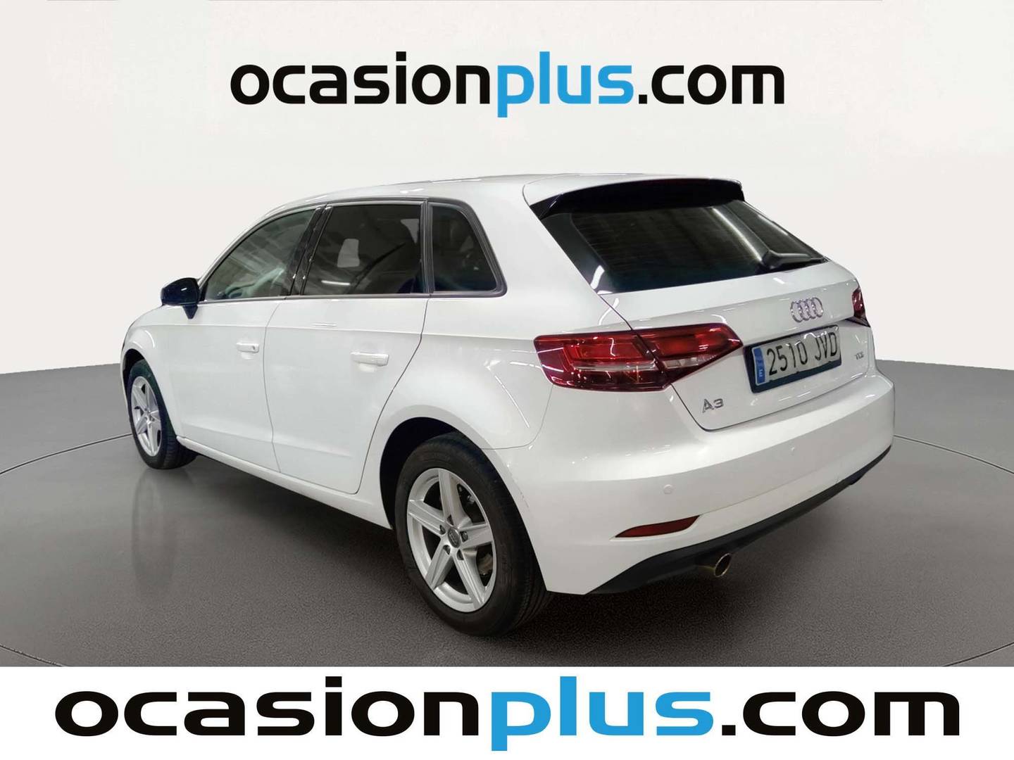 Foto trasera Audi A3 Audi A3 Sportback 1.6 TDI (110 CV) derecha