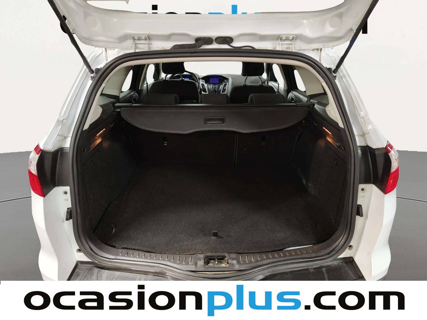 Fotos maletero Ford Focus Ford Focus SportBreak 1.6 TI-VCT Trend PowerShift (125 CV)
