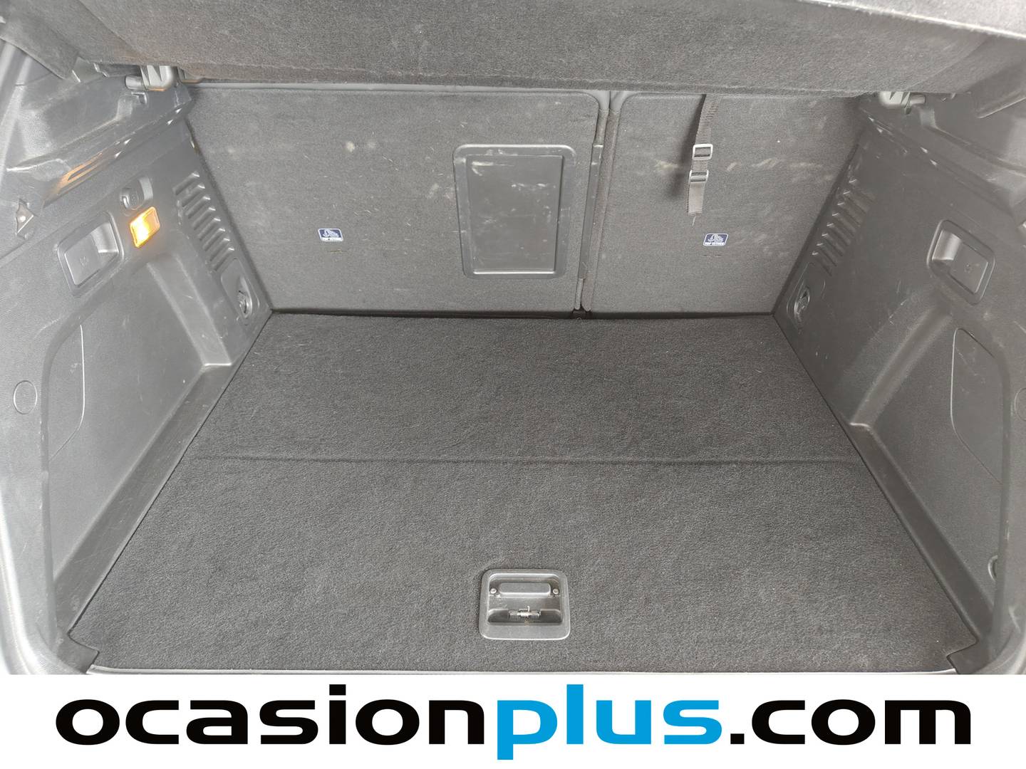 Foto Peugeot 3008 Hybrid Peugeot 3008 Hybrid 300 Allure Pack e-EAT8  (300 CV)