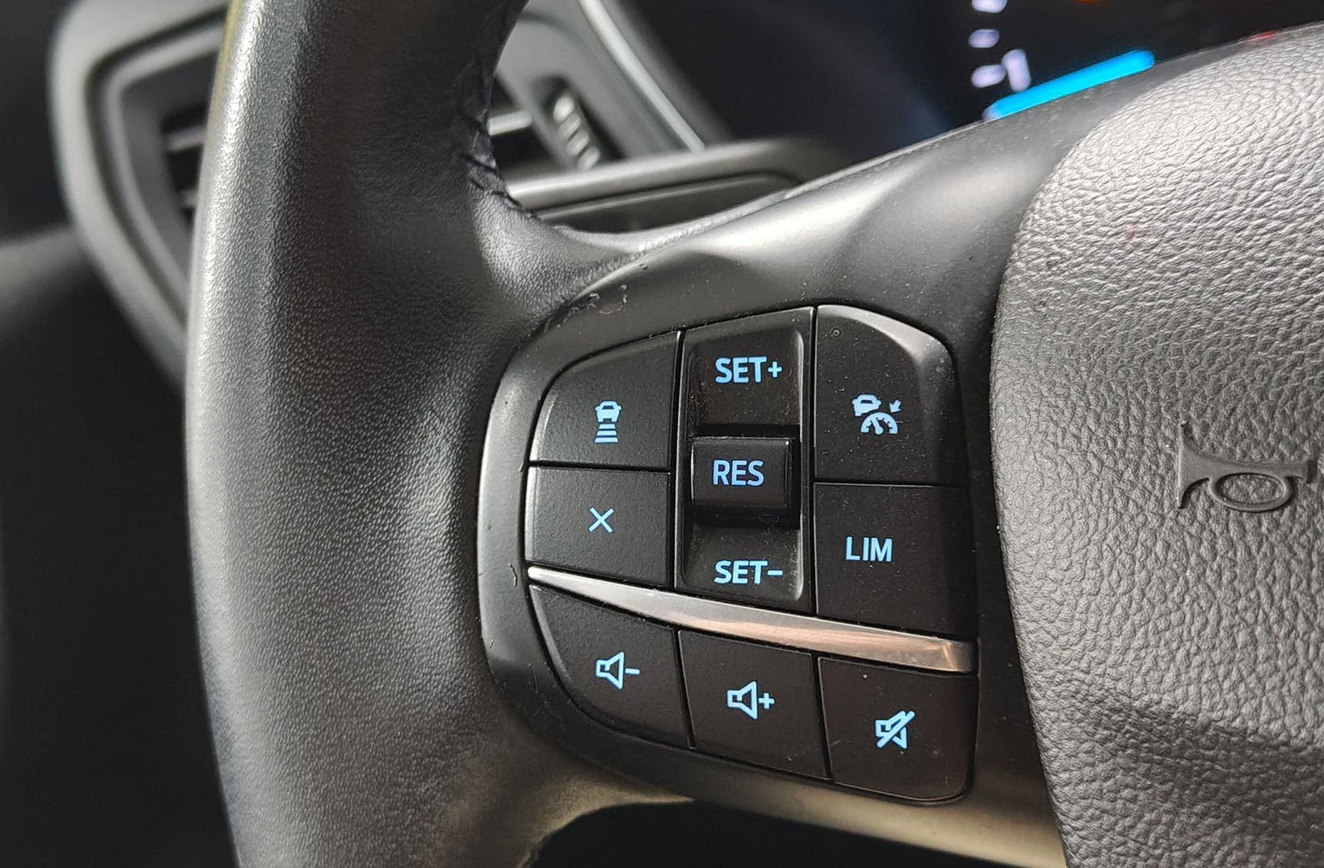 Ford Kuga 1.5 EcoBlue Titanium - foto 23