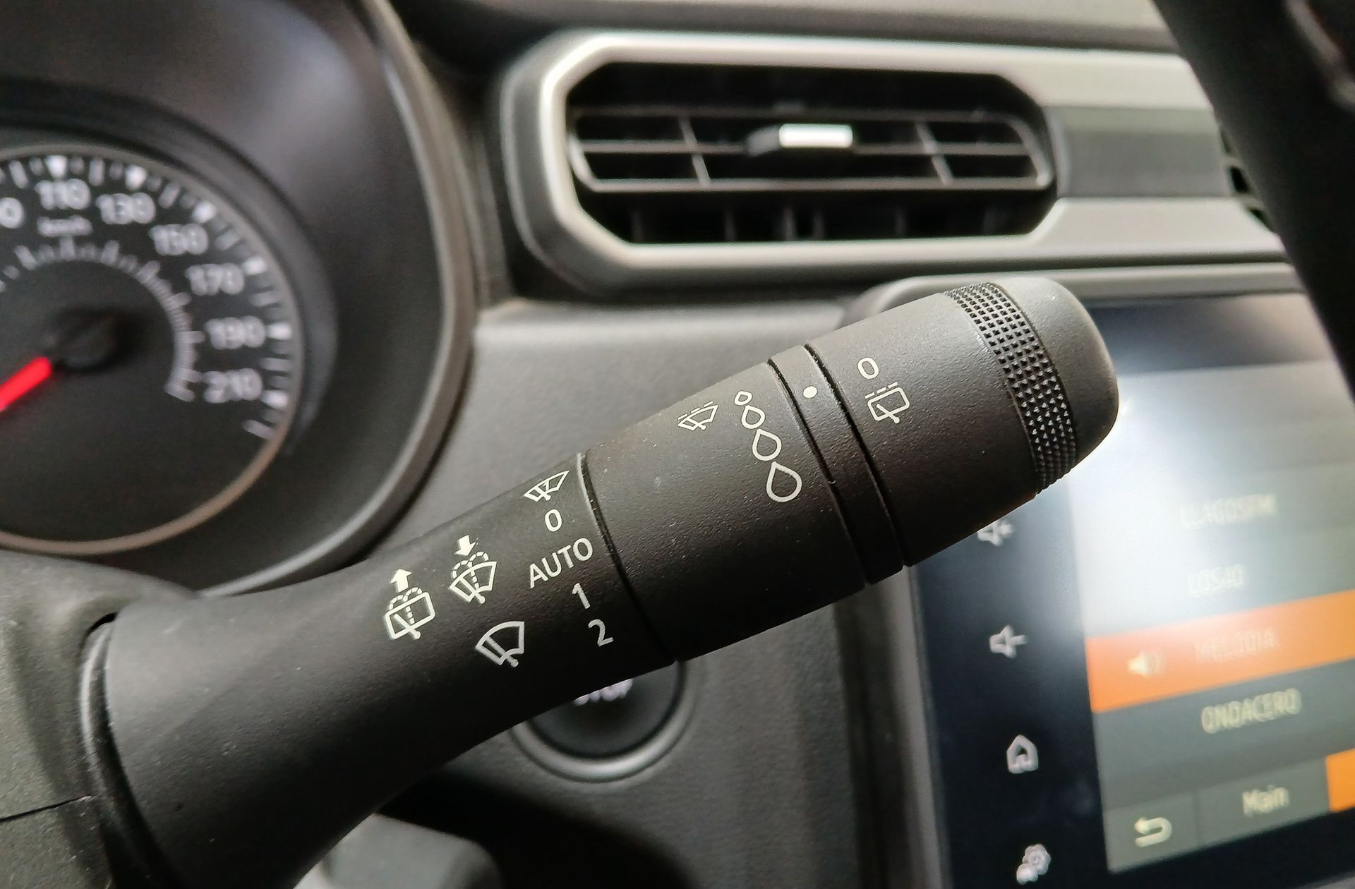 Dacia Duster Journey Go TCe EDC - foto 25