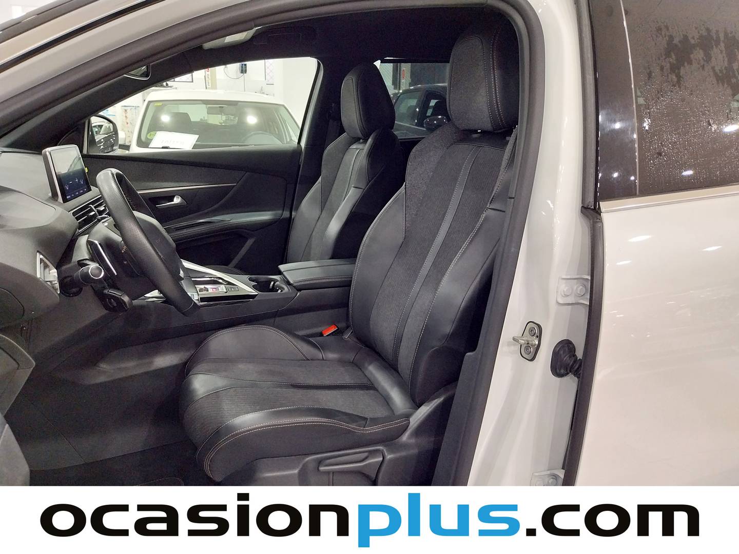 Foto asientos traseros Peugeot 5008 Peugeot 5008 BlueHDI 130 S&S GT EAT8 (130 CV) 7 Plazas