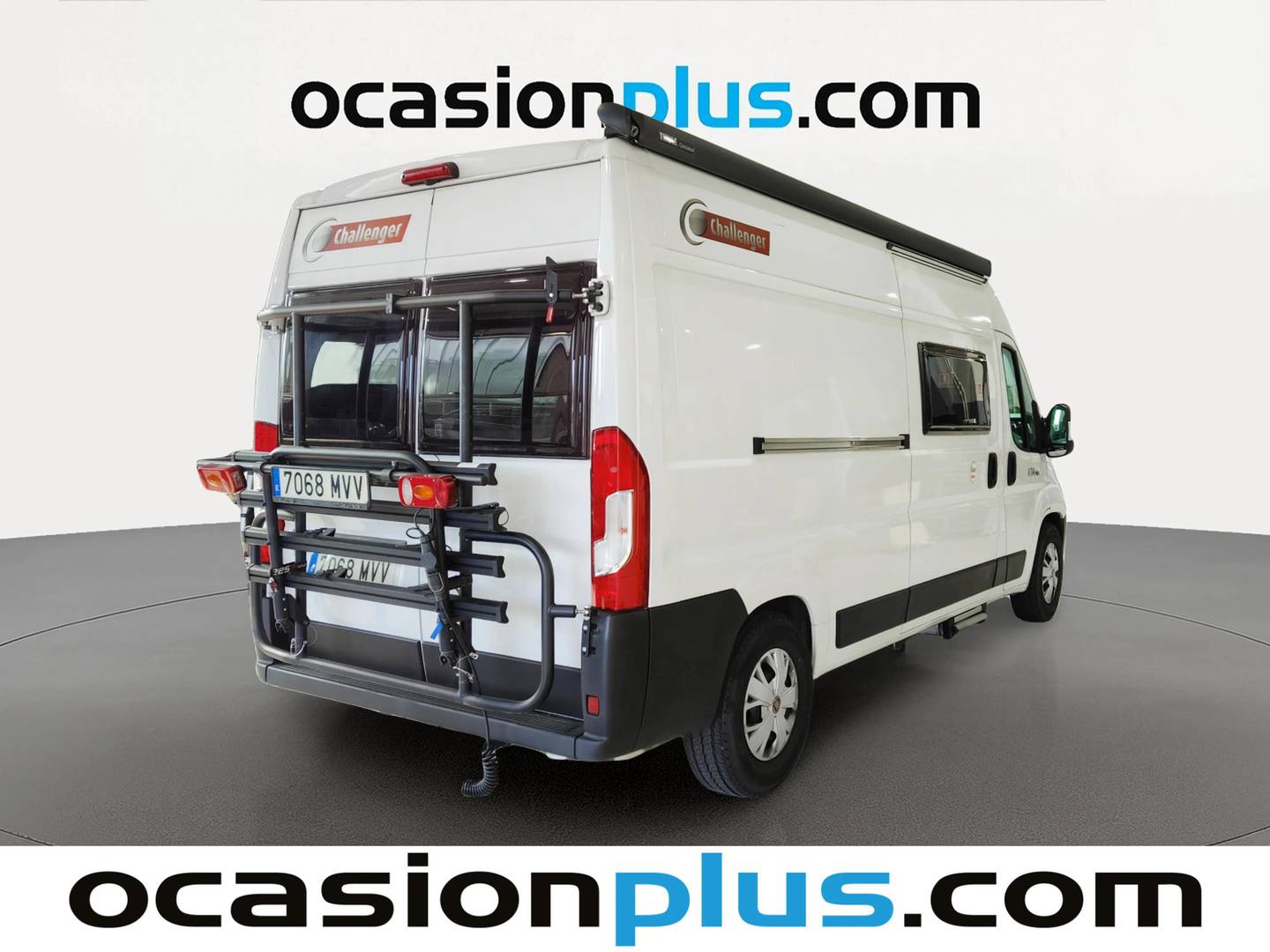 Foto trasera Challenger V114 Challenger V114 star edition (140 Cv) derecha