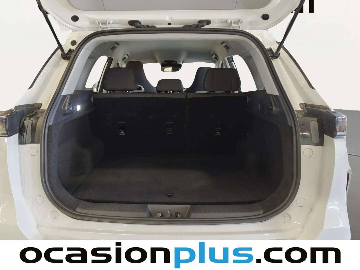 Fotos maletero EBRO S700 EBRO S700 1.6 TGDI Comfort DCT (147 CV)