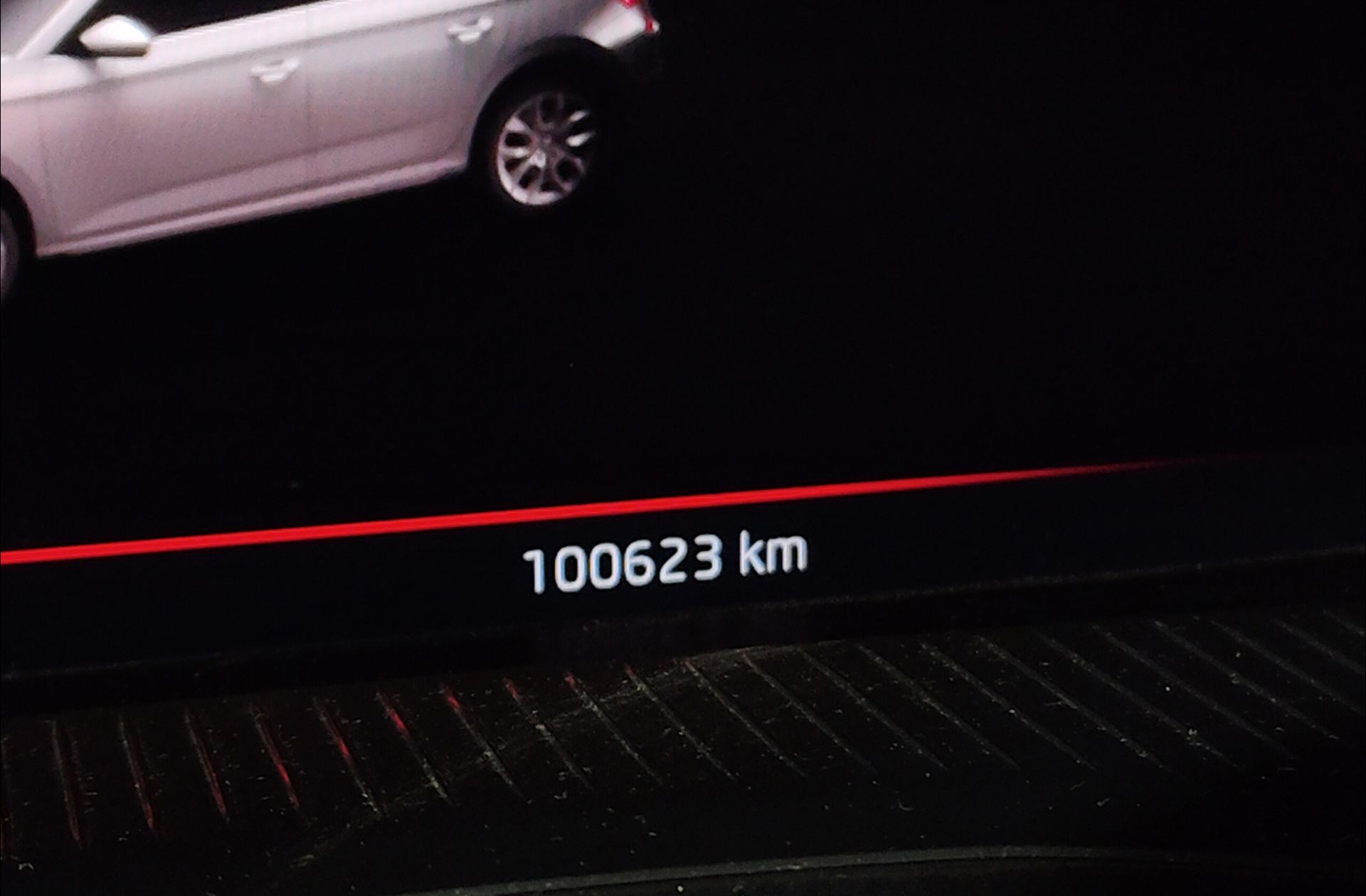 Škoda Kamiq 1.5 TSI Montecarlo DSG - foto 13