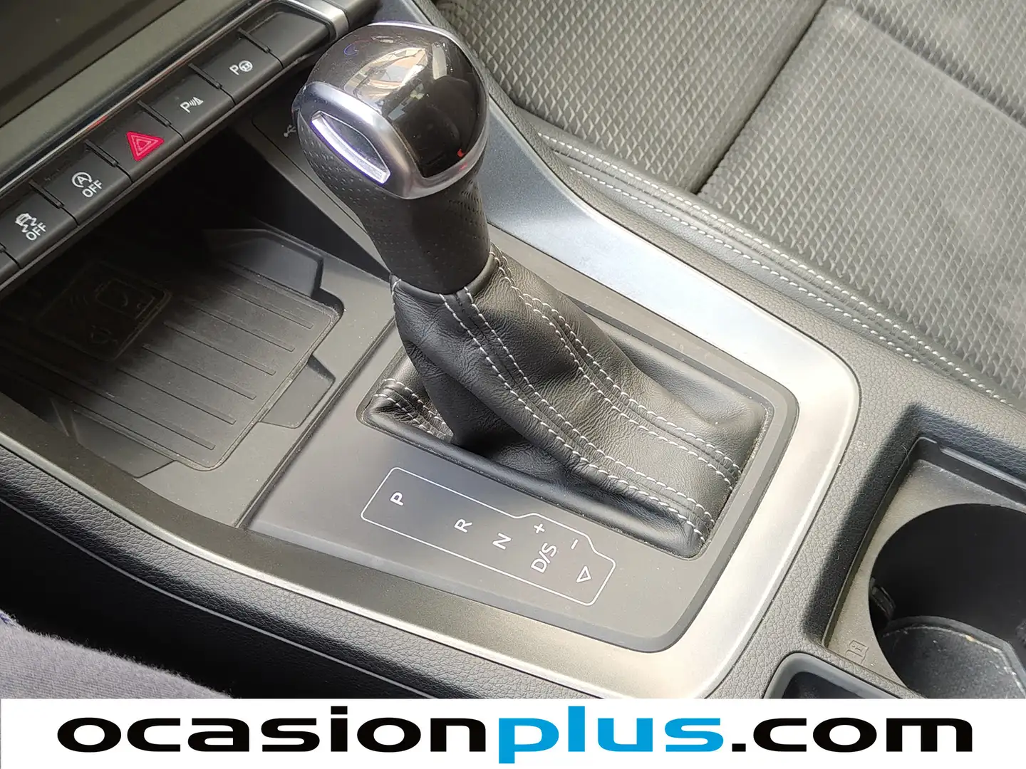 Foto Audi Q3 Sportback Audi Q3 Sportback Sportback Black line 40 TDI quattro (200 CV) S tronic