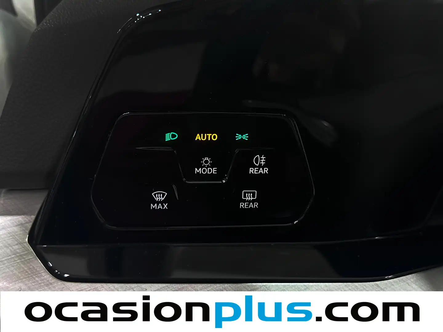 Foto Volkswagen Golf Volkswagen Golf Life 2.0 TDI  (115 CV)