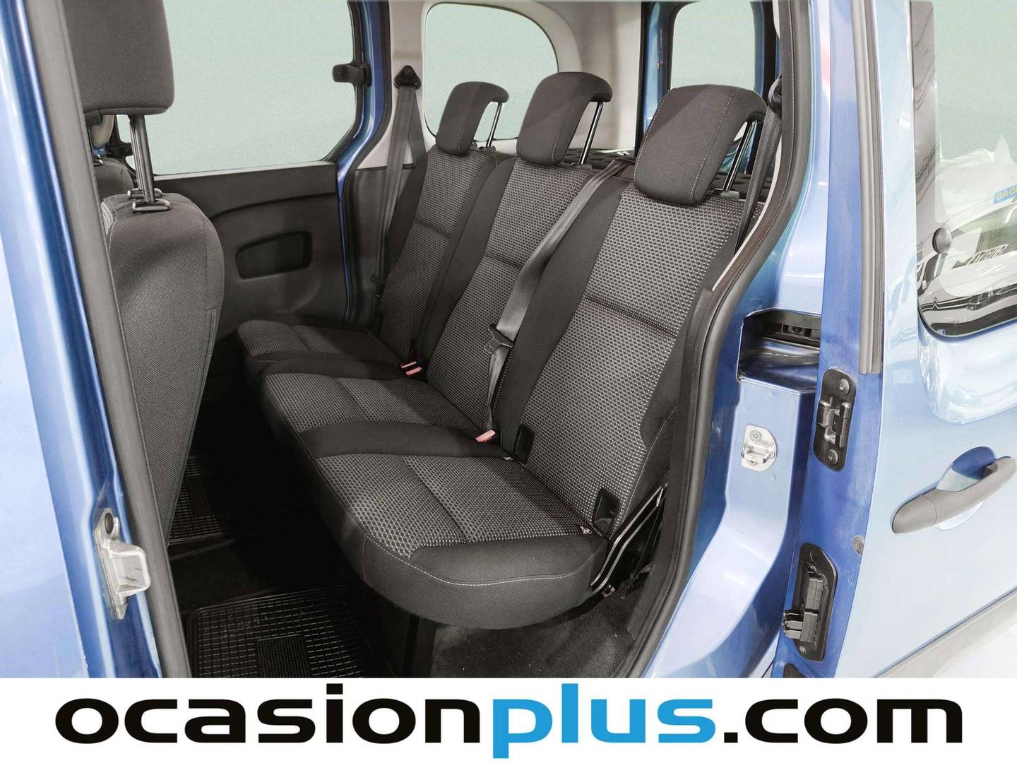 Foto asientos traseros Mercedes Citan Mercedes-Benz Citan Combi 111 CDI Largo (110 CV)