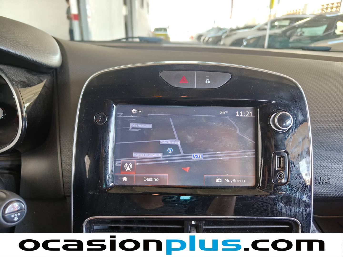 Extras y acabados del Renault Clio Renault Clio dCi 75 Limited Energy (75 CV)