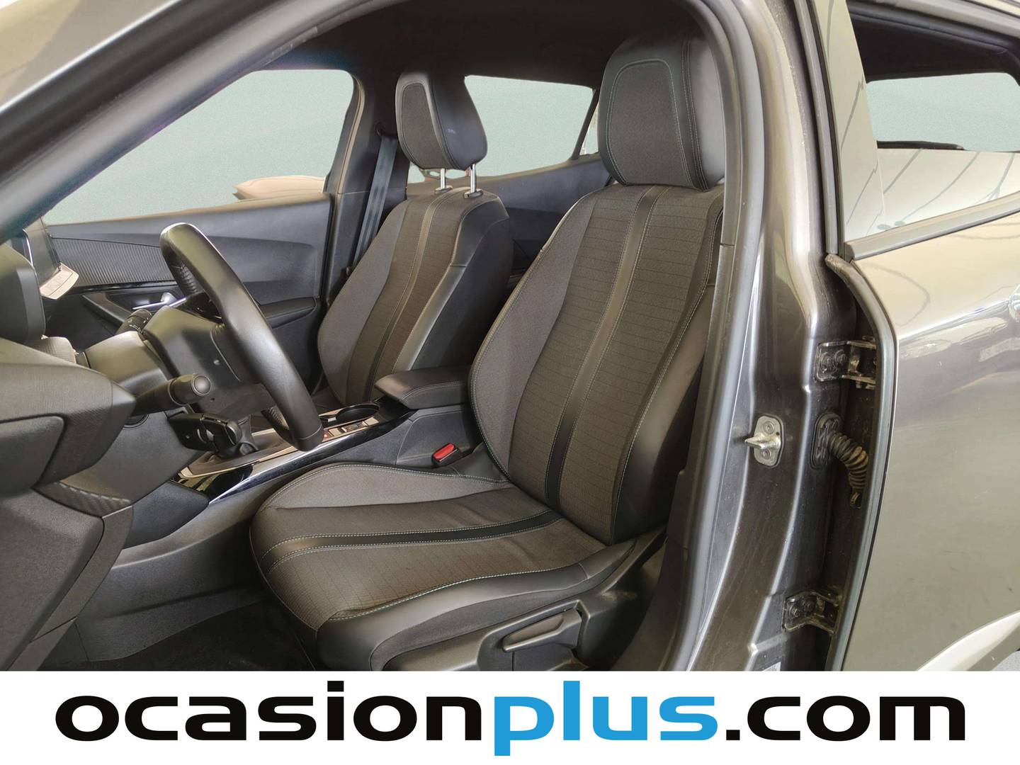 Foto Peugeot 2008 Peugeot 2008 PureTech 130 S&S Allure Pack (130 CV)