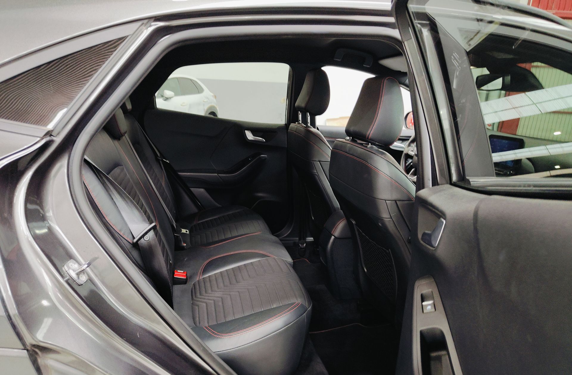 Ford Puma 1.5 EcoBlue ST-Line X - foto 20