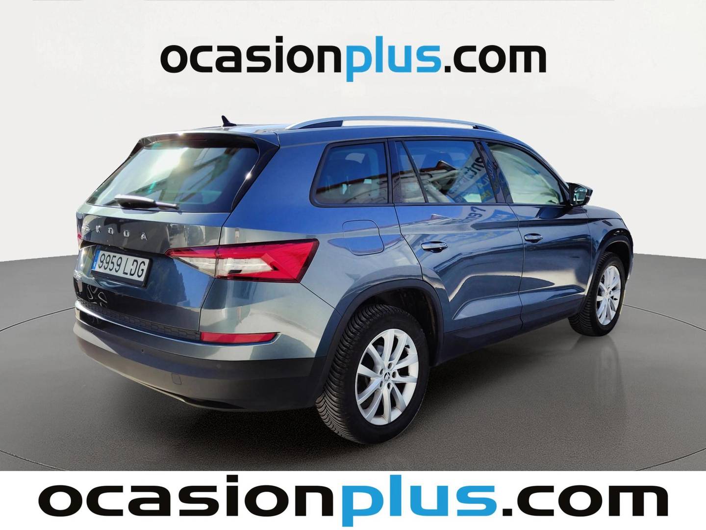 Foto trasera Skoda Kodiaq Skoda Kodiaq 1.5 TSI Ambition 4x2 DSG (150 CV) derecha