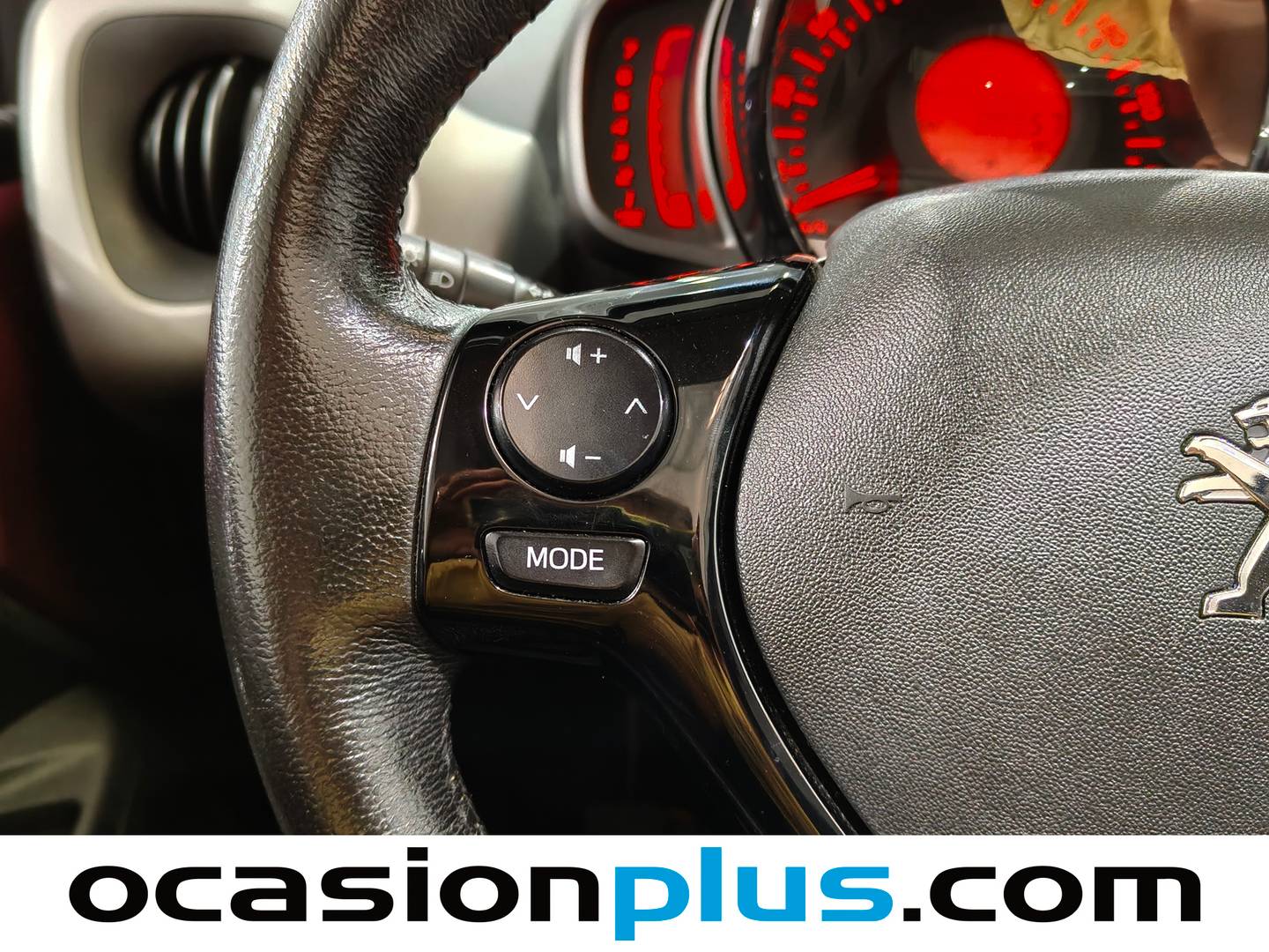 Peugeot 108 Peugeot 108 1.2 PureTech Top! Allure (82 CV) al mejor precio