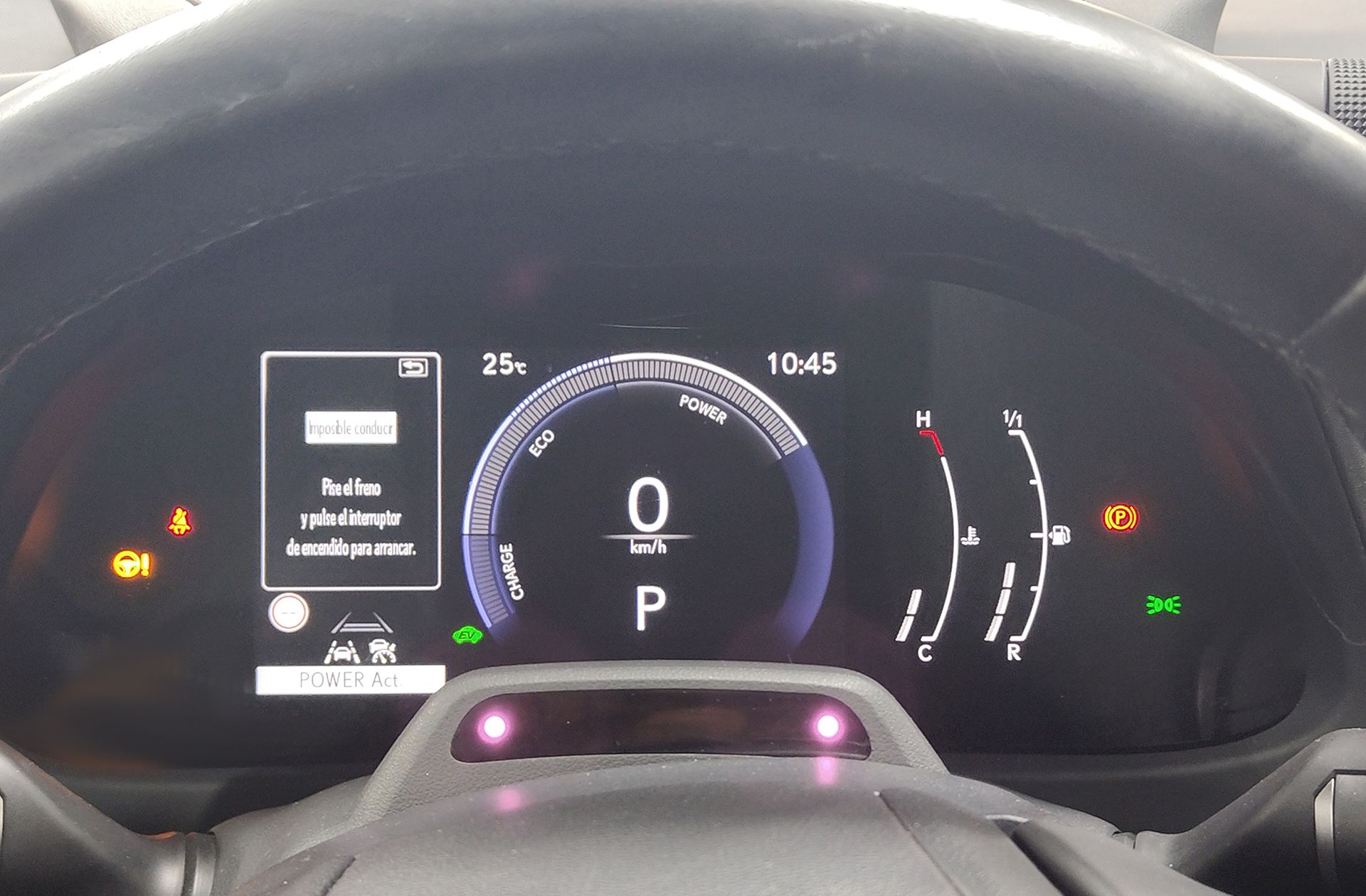 Lexus UX 300h Plus - foto 23