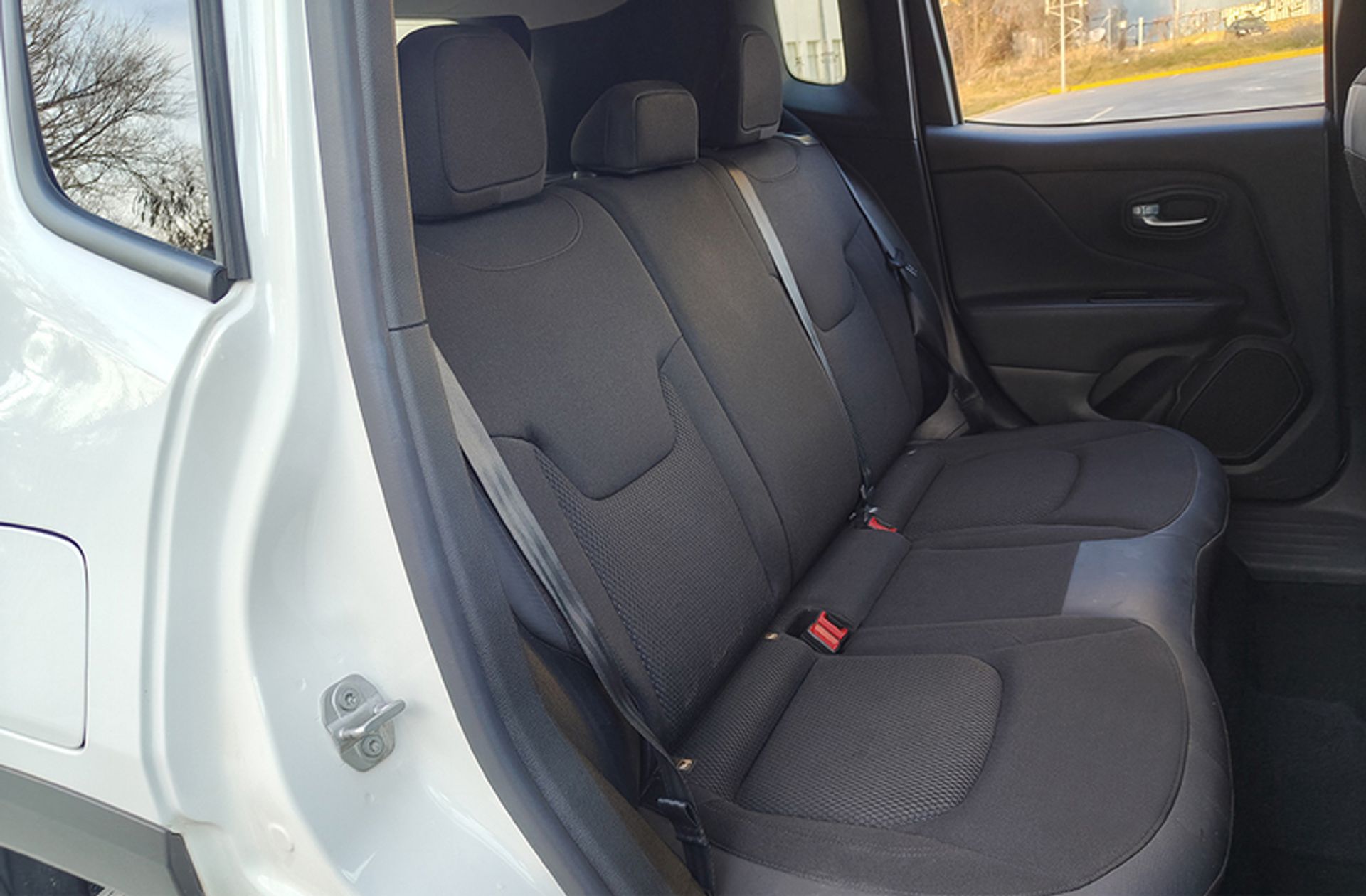 Jeep Renegade 1.0G Night Eagle II 4x2 - foto 10