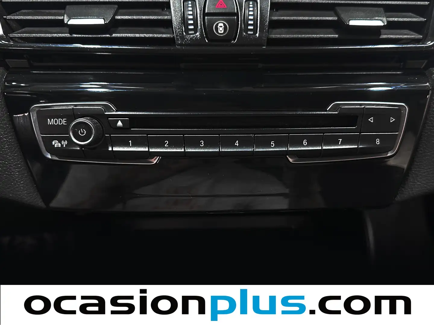 Foto BMW Serie 2 Active Tourer BMW Serie 2 218d Active Tourer  (150 CV)