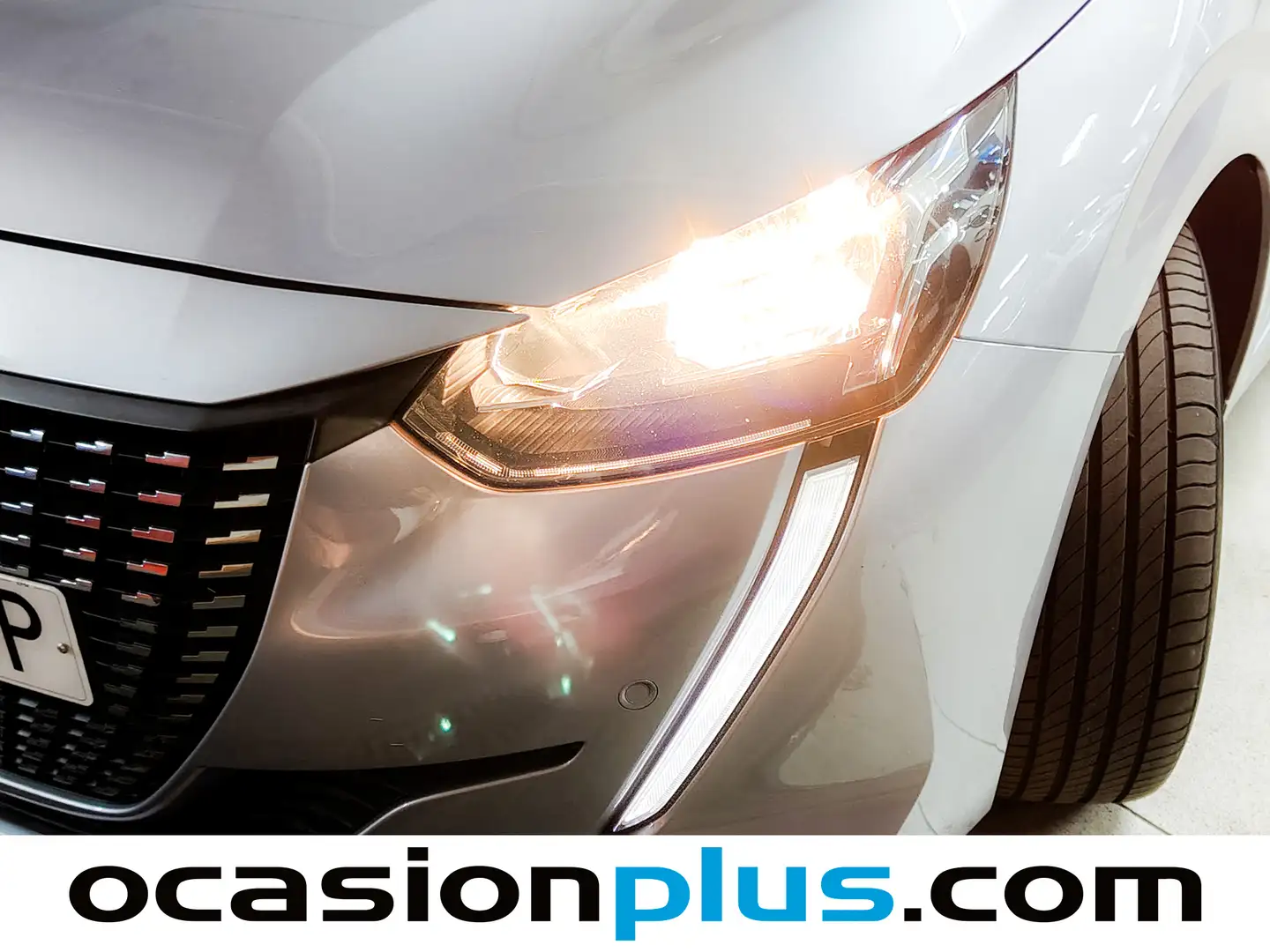 Foto Peugeot 208 Peugeot 208 PureTech 130 S&S Allure EAT8 (130 CV)