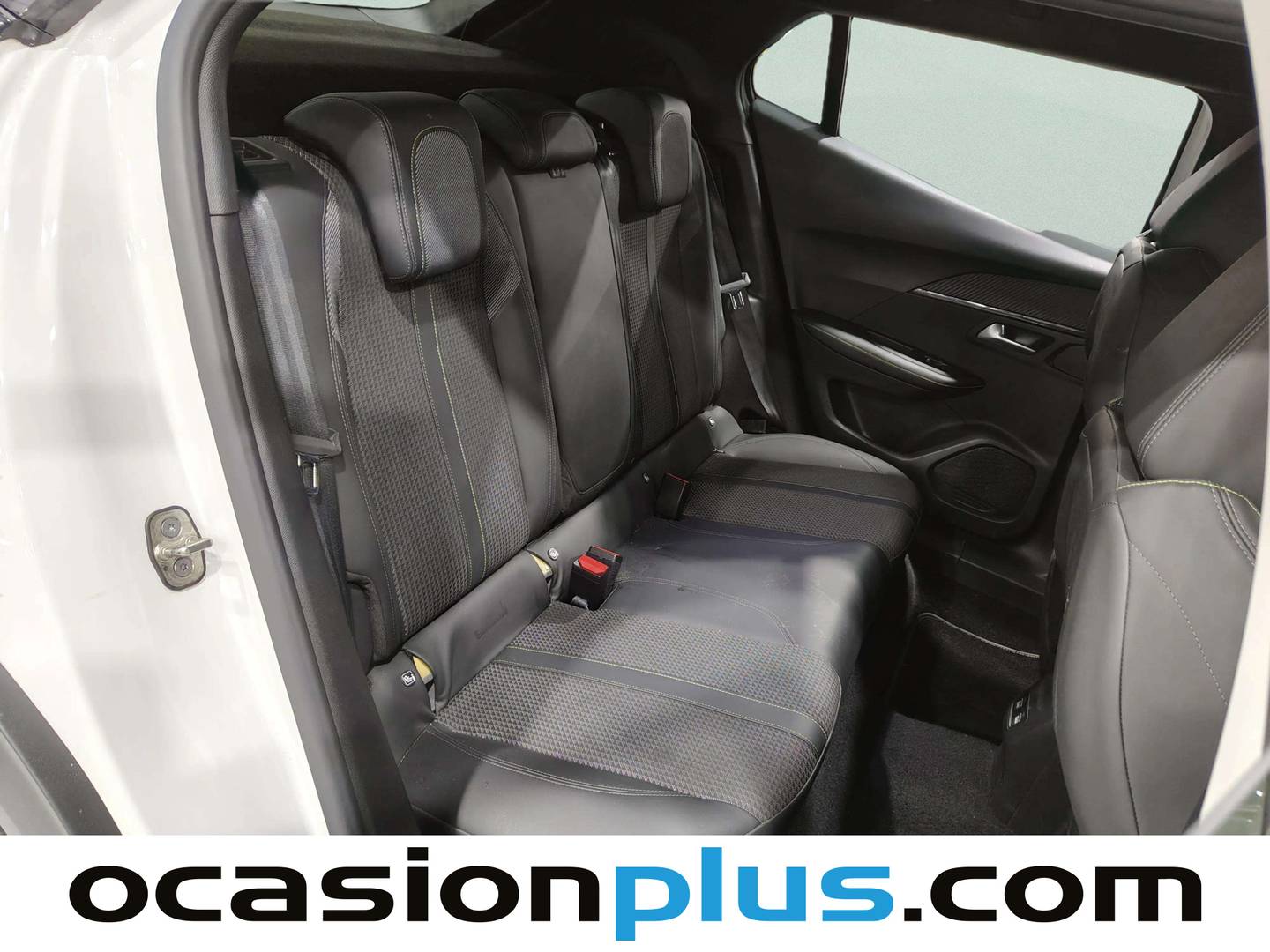 Peugeot 2008 Peugeot 2008 BlueHDi 130 S&S GT Line EAT8 (130 CV) automático